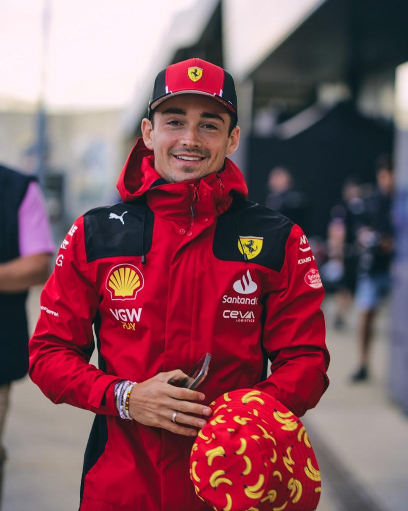 Bucket Hat Banana Charles Leclerc