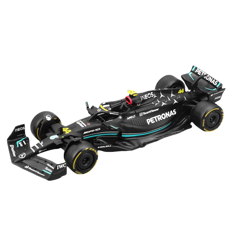 Bburago 1:43 2023 Mercedes-AMG PETRONAS F1 Team W14 #44 Hamilton #63 Russell
