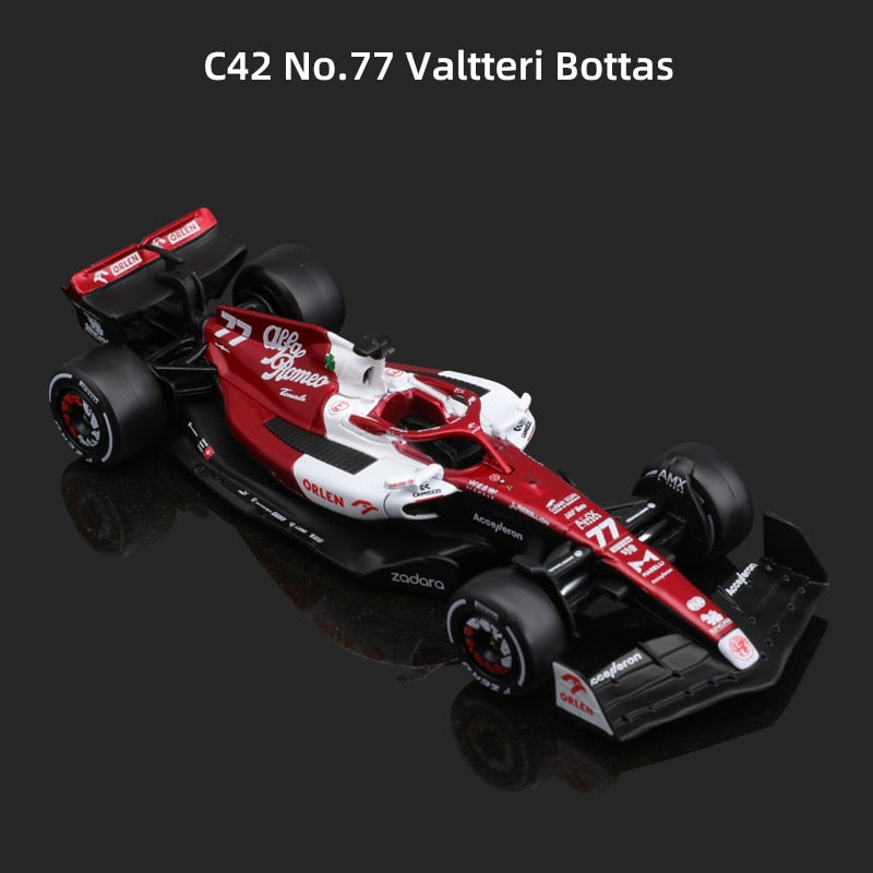 Bburago 1:43 2022 F1 Alfa Romeo Racing Team C42 #24 Guanyu Zhou #77 Valtteri Bottas