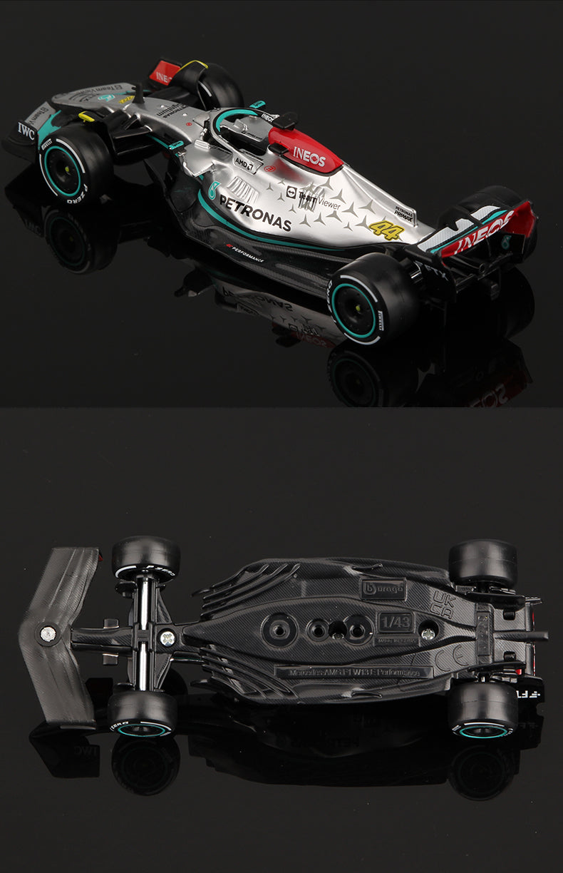 Bburago 1:43 2022 F1 Mercedes-AMG Team W13 #44 L. Hamilton #63 G. Russell