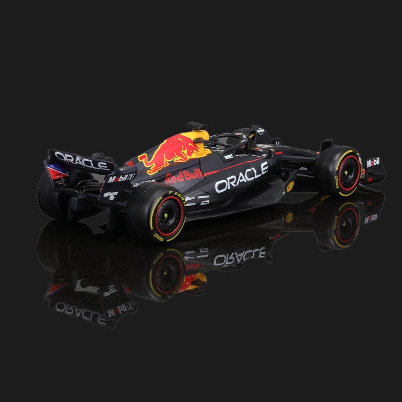 Bburago 1:43 2023 Red Bull Racing Team RB19 #1 Verstappen #11Perez
