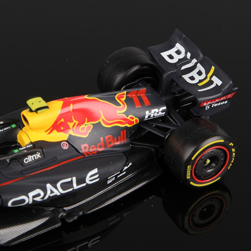 Bburago 1:43 2022 F1 Red Bull Racing RB18 1# Verstappen 11# Perez