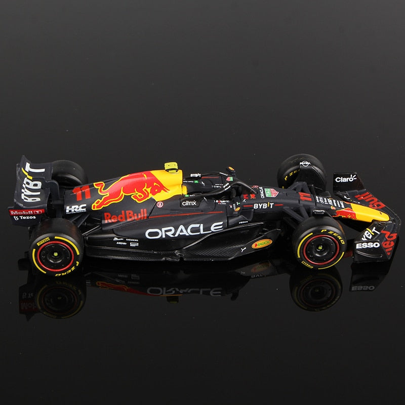 Bburago 1:43 2022 F1 Red Bull Racing RB18 1# Verstappen 11# Perez