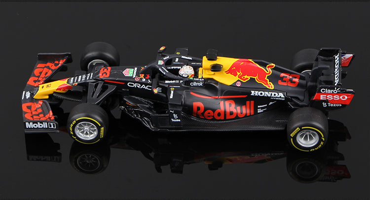 Premium Bburago 1:43 Red Bull RB16B 2021 #33 Max Verstappen #11 Checo Perez