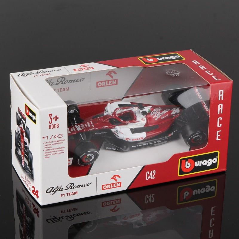 Bburago 1:43 2022 F1 Alfa Romeo Racing Team C42 #24 Guanyu Zhou #77 Valtteri Bottas