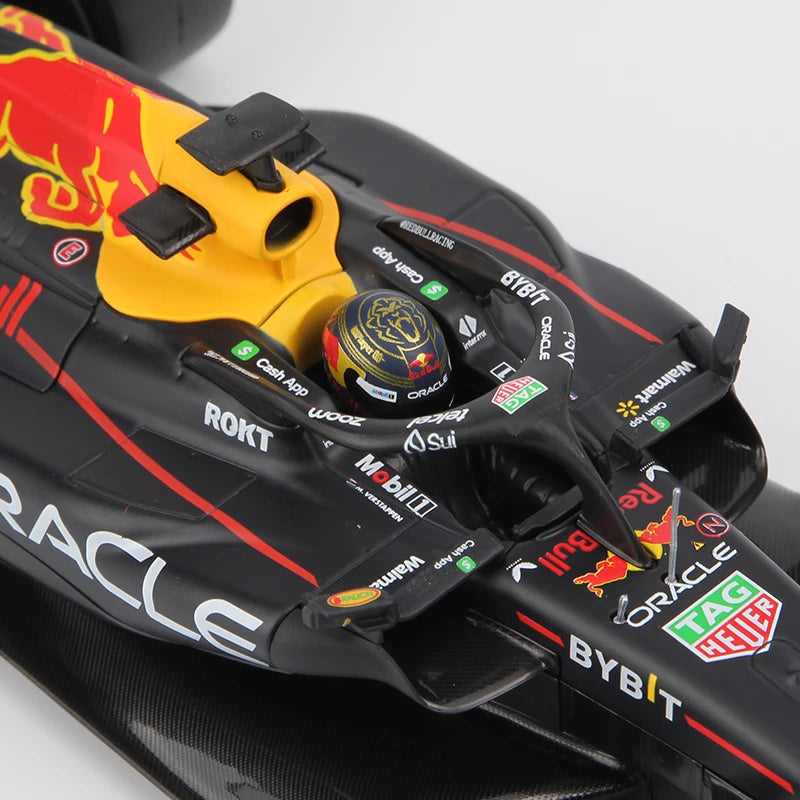 Premium Bburago 1:24 2023 F1 Winner Oracle Red Bull RB19 #1Verstappen #11Perez