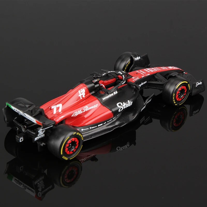 Bburago 1:43 2023 F1 Alfa Romeo C43 #77 Bottas #24 Zhou