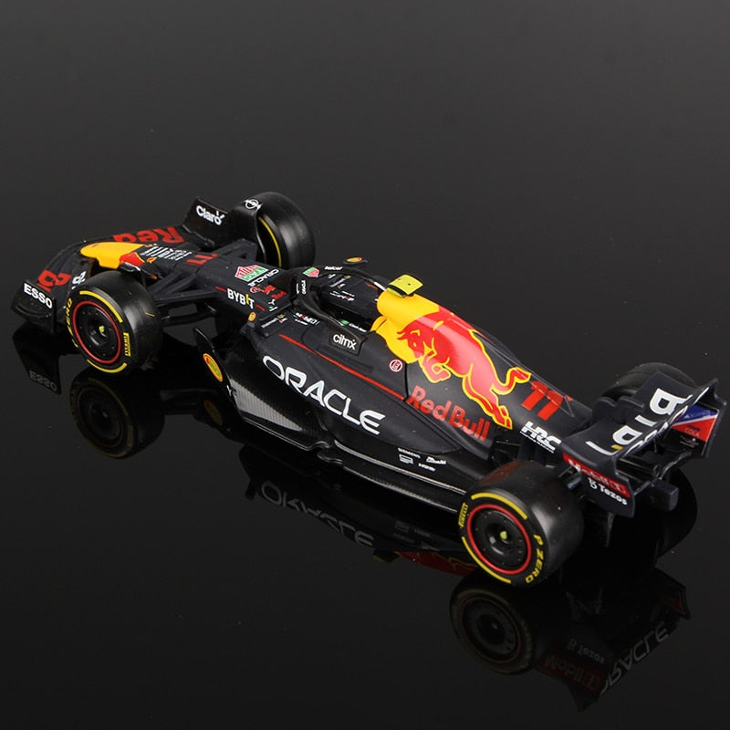 Bburago 1:43 2022 F1 Red Bull Racing RB18 1# Verstappen 11# Perez